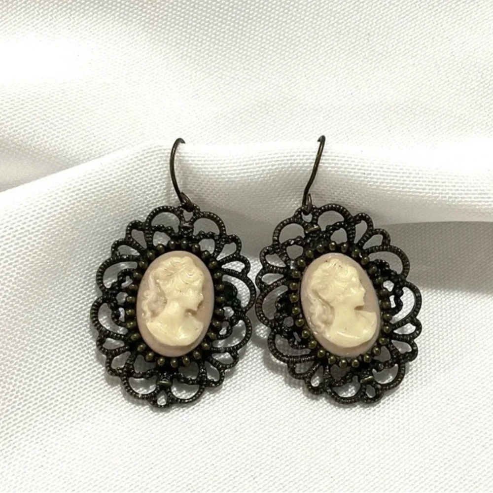 Cameo Hoop Earrings - Picture 2 of 6